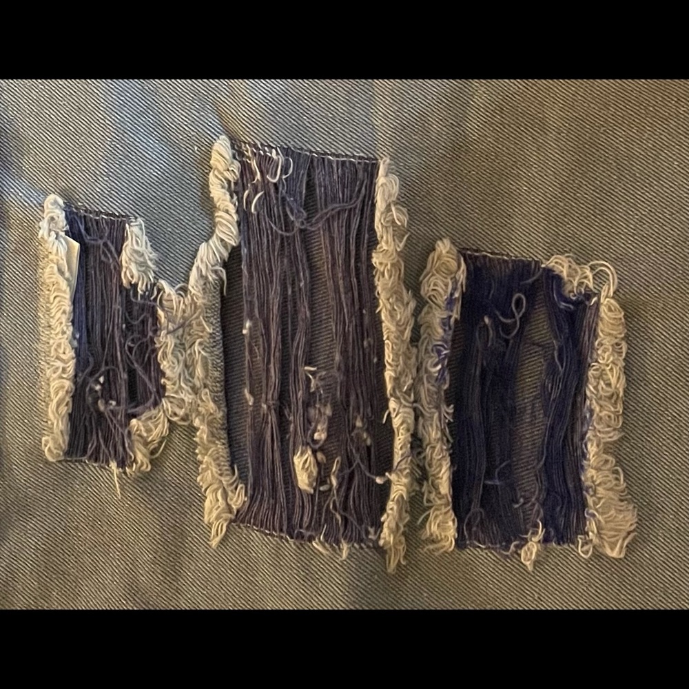 Fun Time Destructive Jeans Color Thread - Picture 3 of 3